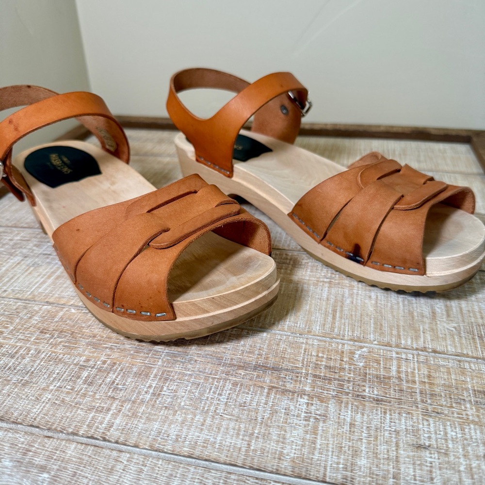 Swedish Hasbeens Low Heel Sandals - Picture 4 of 7